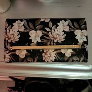 Steve madden wallet